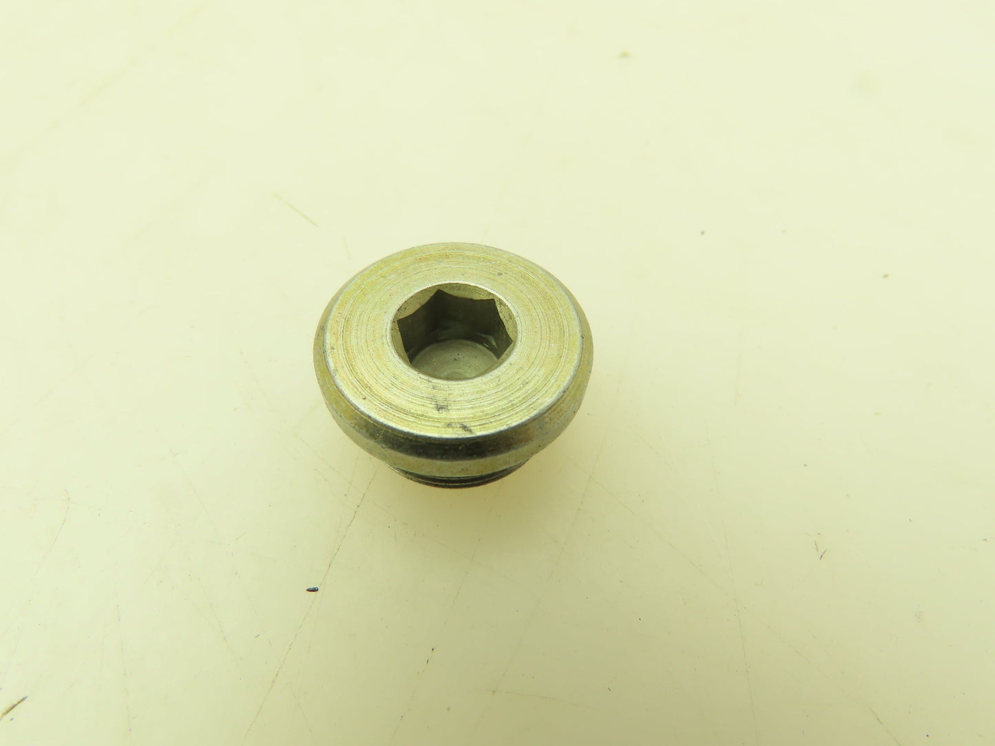 Bell 8L Banjo Fitting 90° Elbow 8mm Tube x 1/4" BSPP Male  Lot of 9