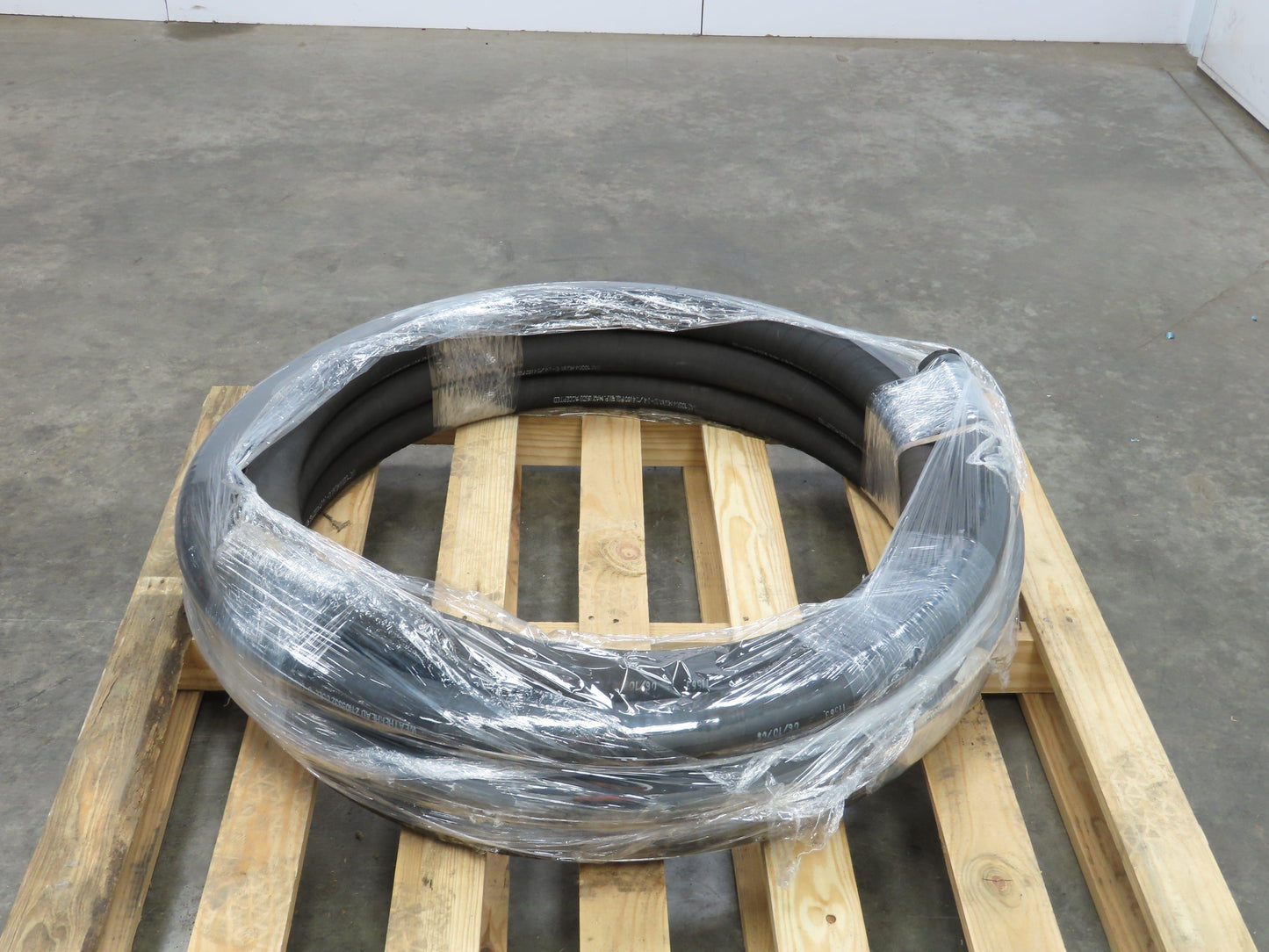 Weatherhead H03932 Coll-O-Crimp Braided Rubber Hydraulic Suction Hose 2" ID x48'
