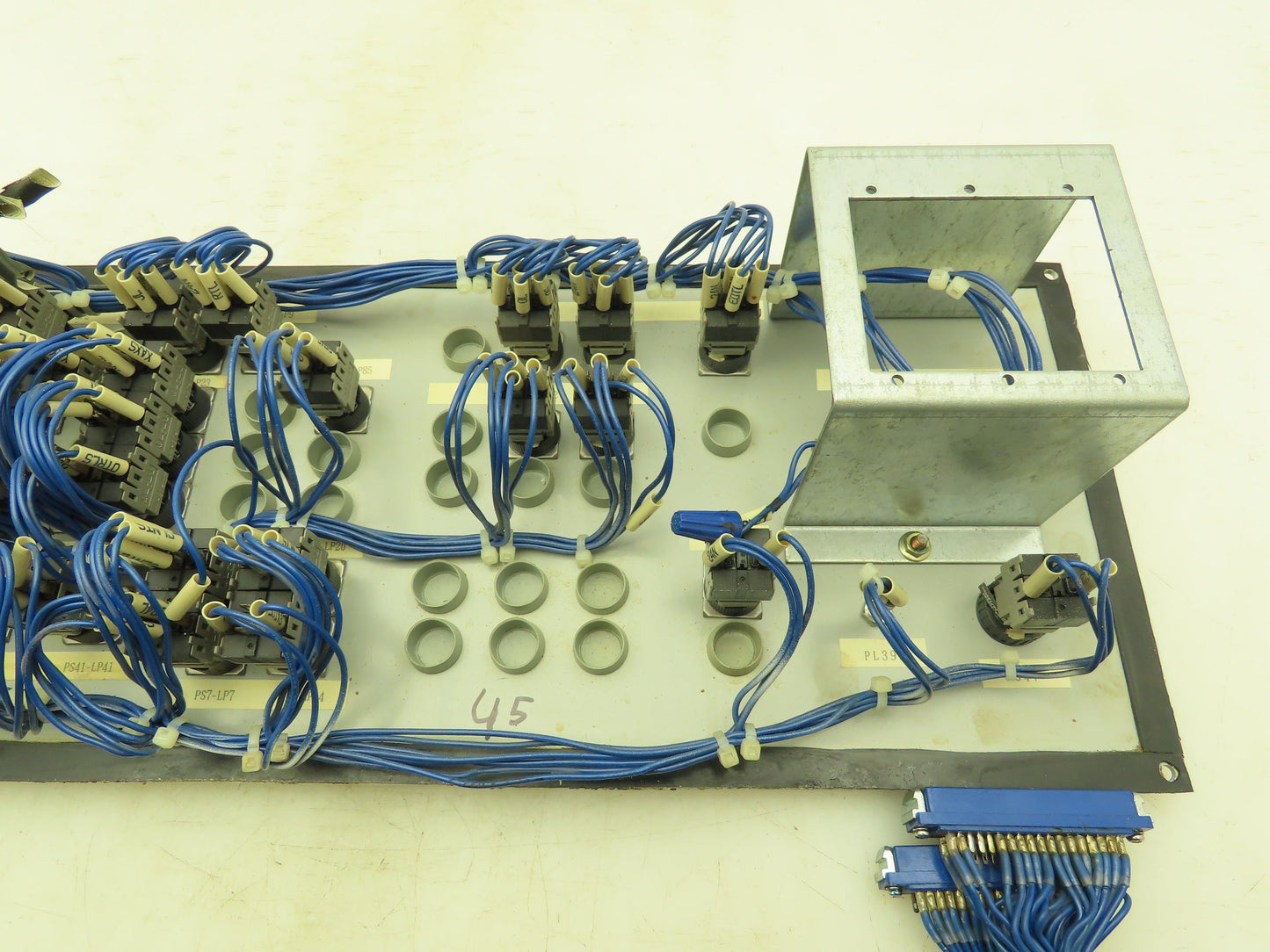 Makino CNC Interface Operator Keyboard Panel Spindle Drive Control
