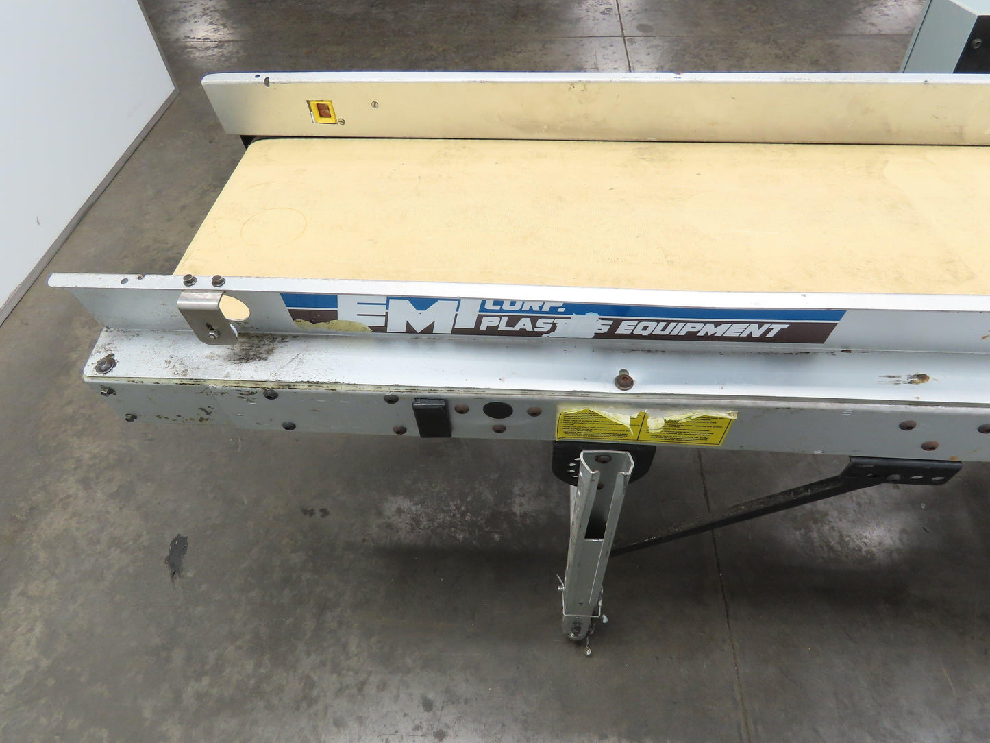 Emi Plastics ADF-18-8-40 Belt Conveyor 18" x 8' Long 19.5"Belt  *NO DRIVE*