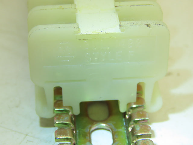 Allen Bradley 1492 Style F White Terminal Block (200 pcs) 15mm Steel DIN Rail