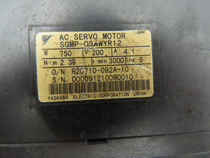 Yaskawa SGMP-08AWYR12 AC Servo Motor 750W 200V 3000RPM