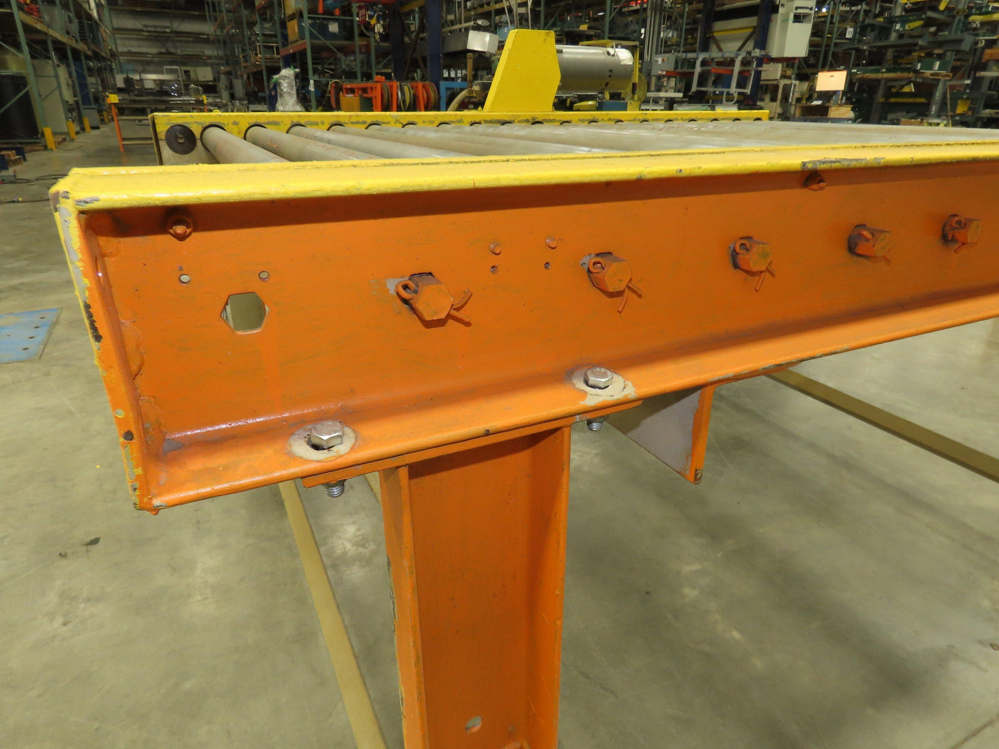 70"x 84" Chain Drive 2.5" Live Roller Pallet Conveyor 60"BF .5Hp 460V 65 FPM