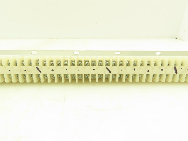 Allen Bradley 1492-F DIN Rail Mount Terminal Block 300V 22-14 Awg Lot of 100