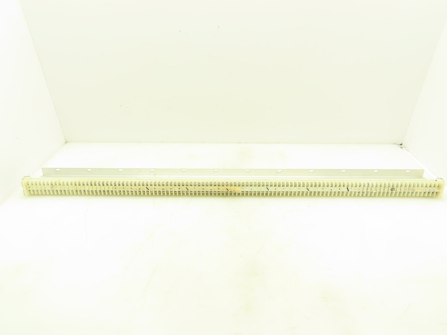 Allen Bradley 1492-F DIN Rail Mount Terminal Block 300V 22-14 Awg Lot of 100