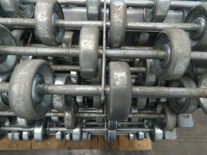 30"x 27" Galvanized Steel Skate Wheel Gravity Roller Conveyor - 8 Sections