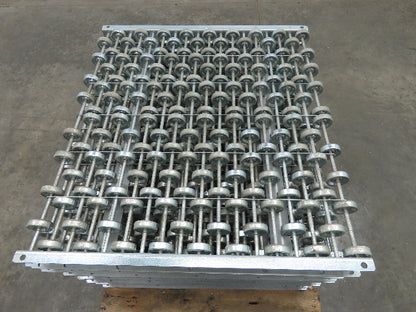 30"x 27" Galvanized Steel Skate Wheel Gravity Roller Conveyor - 8 Sections