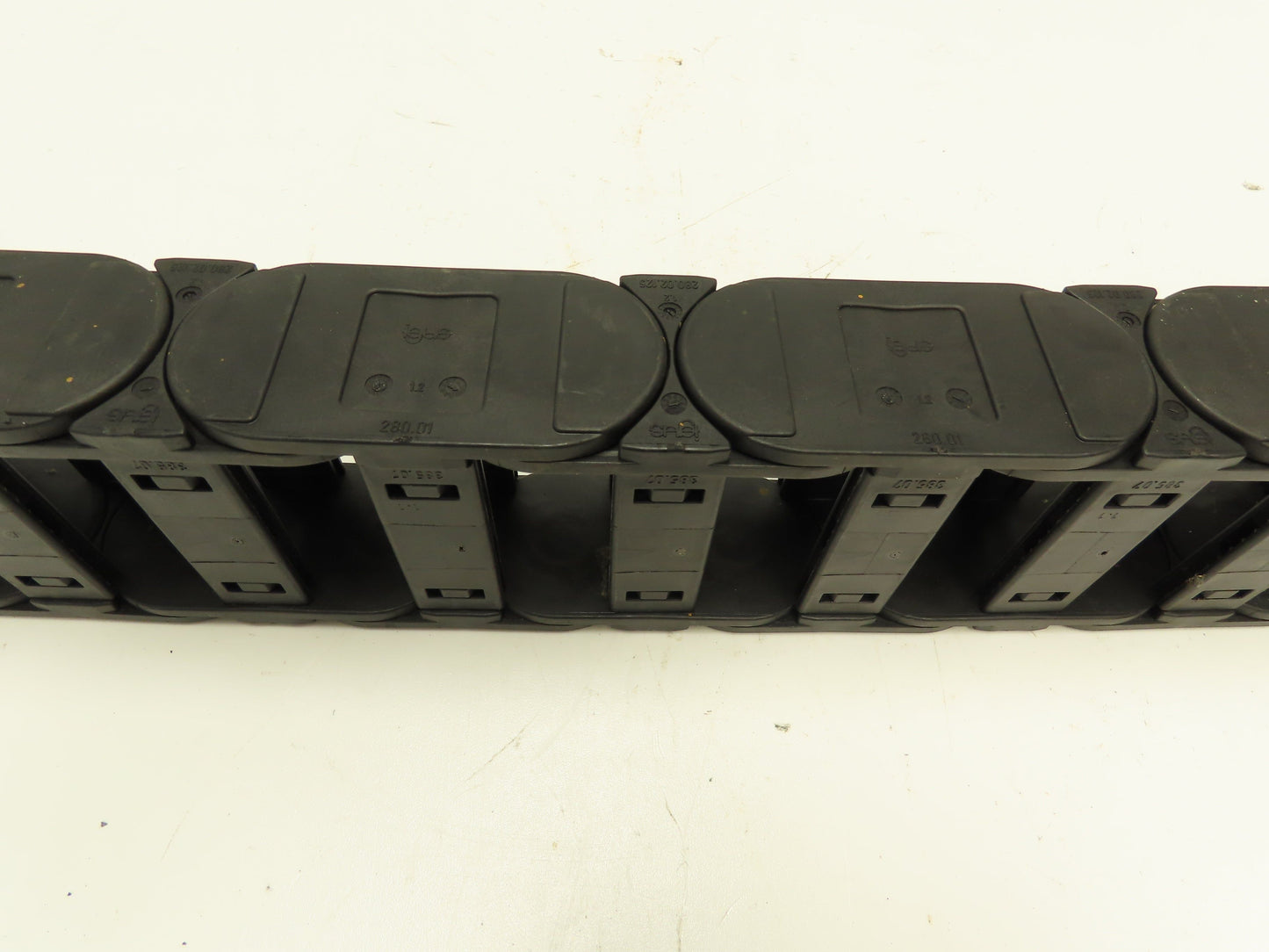 Igus 280.02.125 Energy Chain Cable Carrier 2600 Series 3" 75mm ID 36" 90mm Long