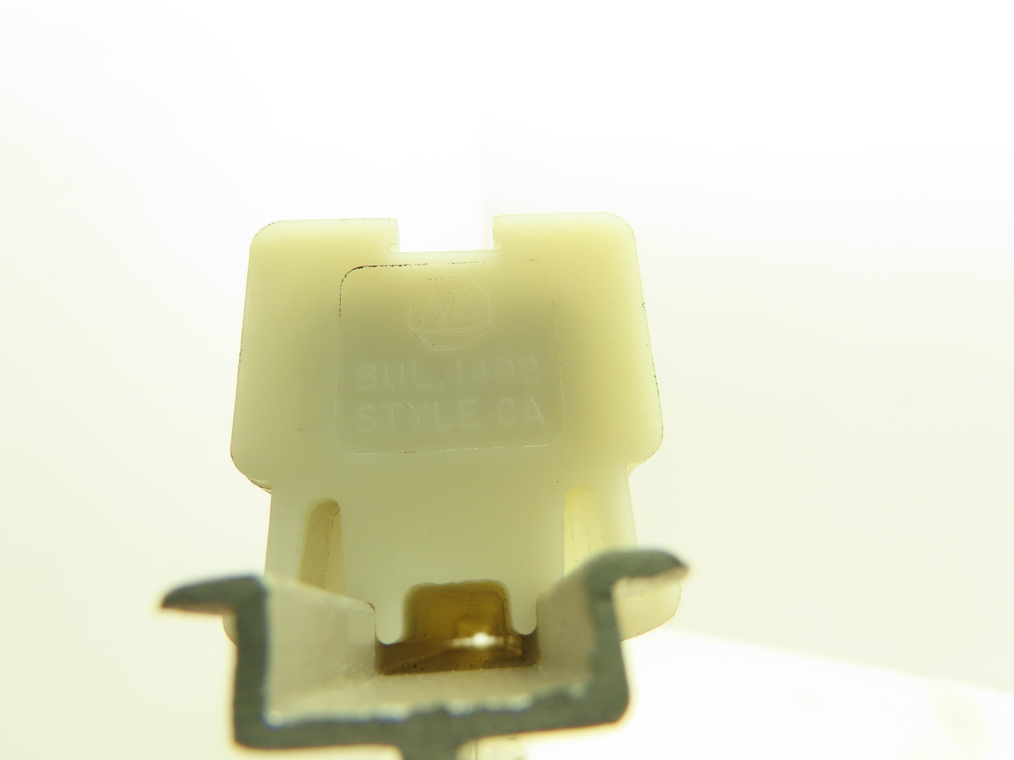 Allen Bradley 1492-CA Terminal Blocks 60A 8 Awg 600V Lot of 65