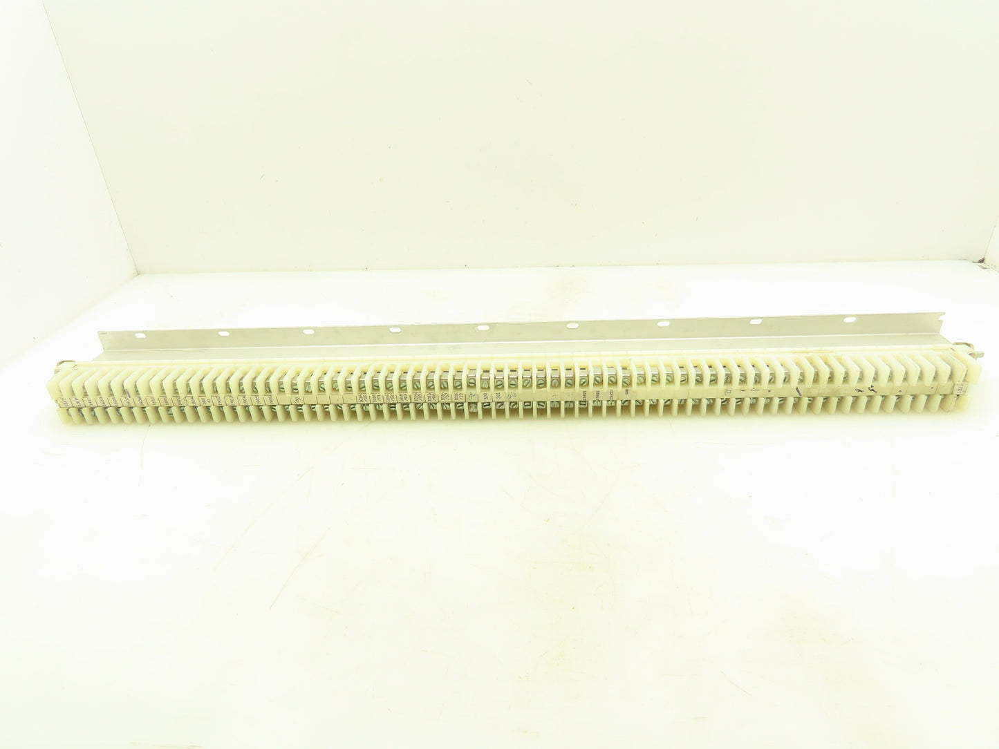 Allen Bradley 1492-CA Terminal Blocks 60A 8 Awg 600V Lot of 65