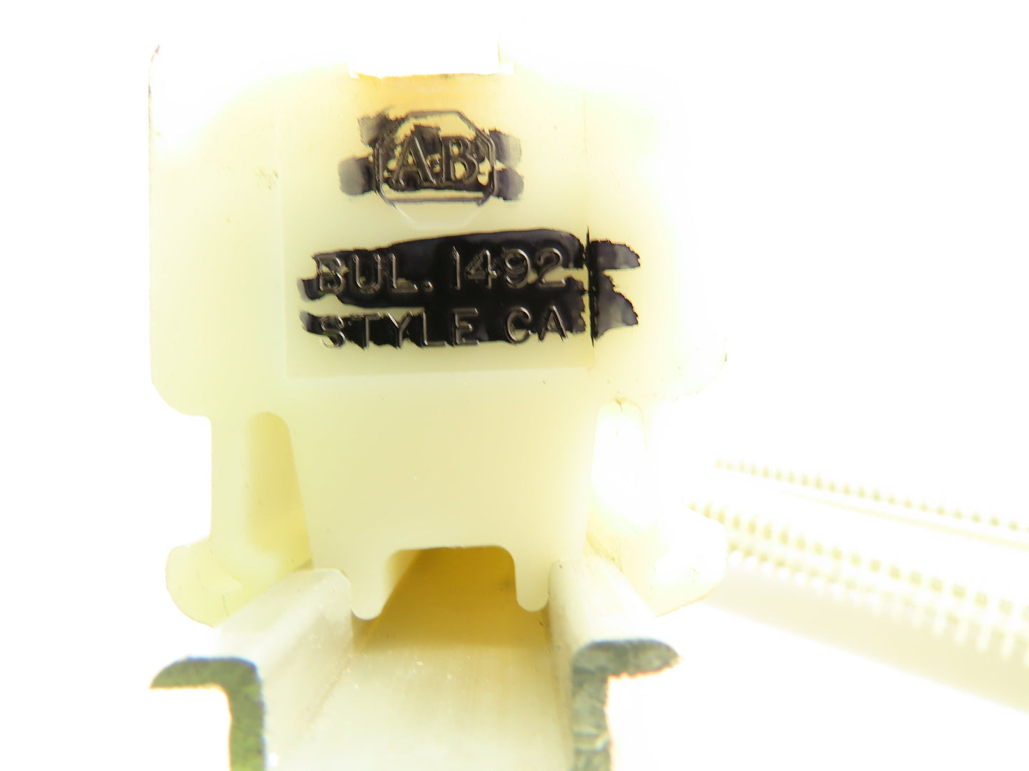 Allen Bradley 1492-CA Terminal Blocks 60A 8 Awg 600V Lot of 211