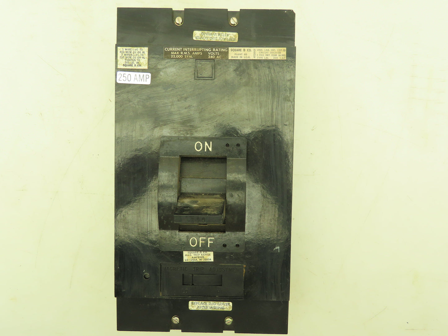 Square D Q4L-2250 Circuit Breaker 250A 2P 240V Black Cover Series 2