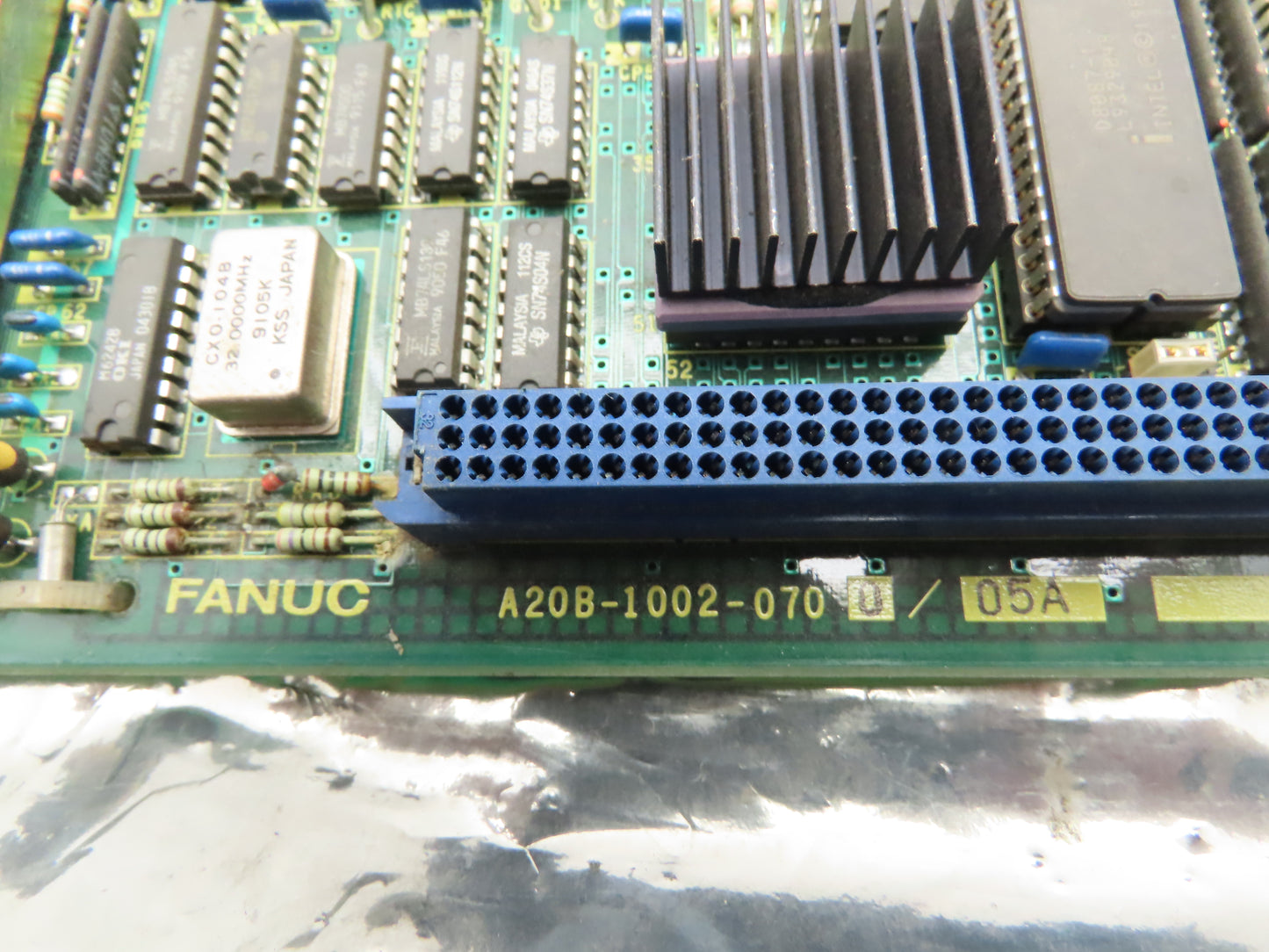 Fanuc A20B-1002-0700/05A PC Control Circuit Board CPU CRT CNC