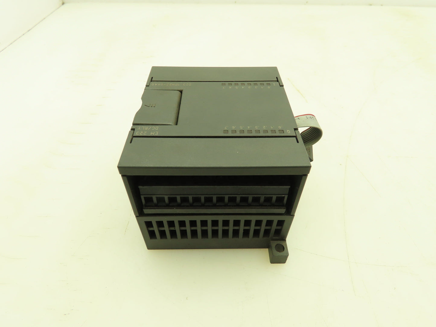 Siemens 6ES7 223-1PH22-0XA0 PLC Input Output Relay Module EM 223