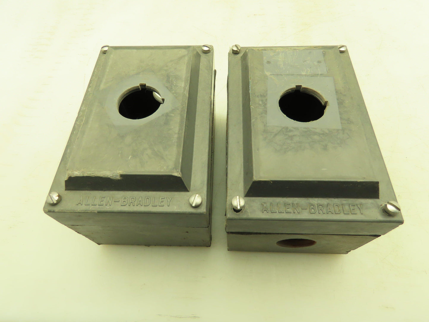 Allen Bradley 800H-R2HC4R Push Button Enclosure NEMA 4x Rosite Lot of 2