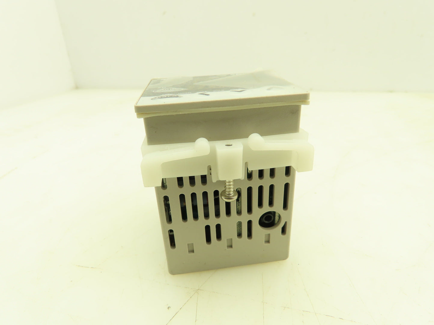 Azbil C15TV0RA0300 Temperature Controller SDC15 Digital PLC Temp Sensor