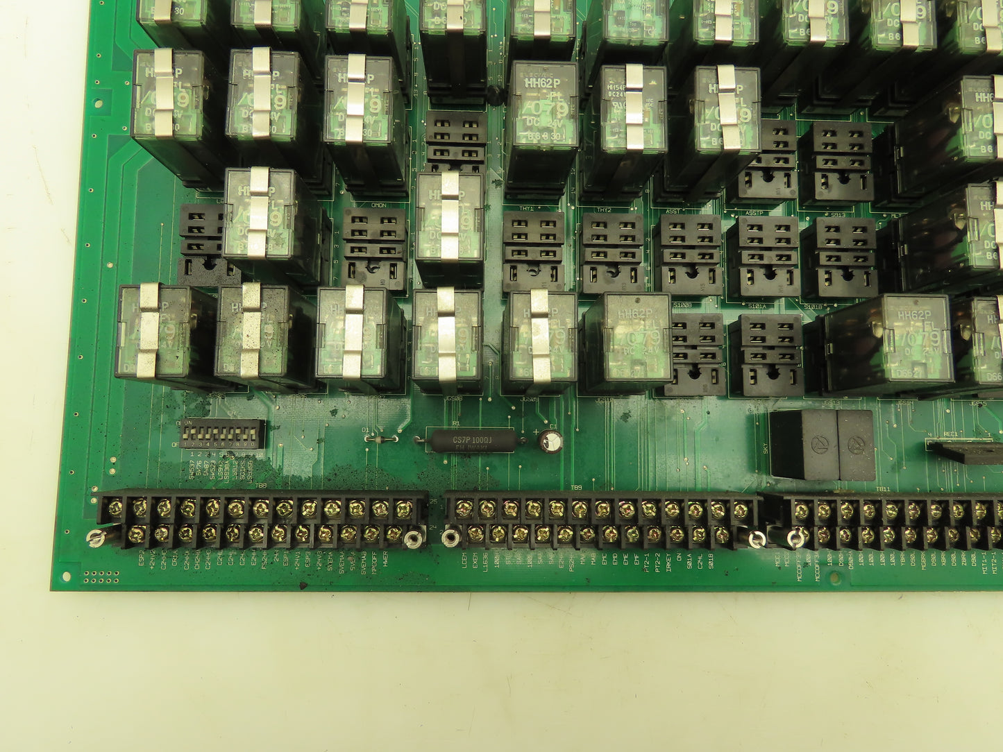 Fanuc FM20-0008/01 Control Circuit Board Relay Panel PLC Servo Interface Module