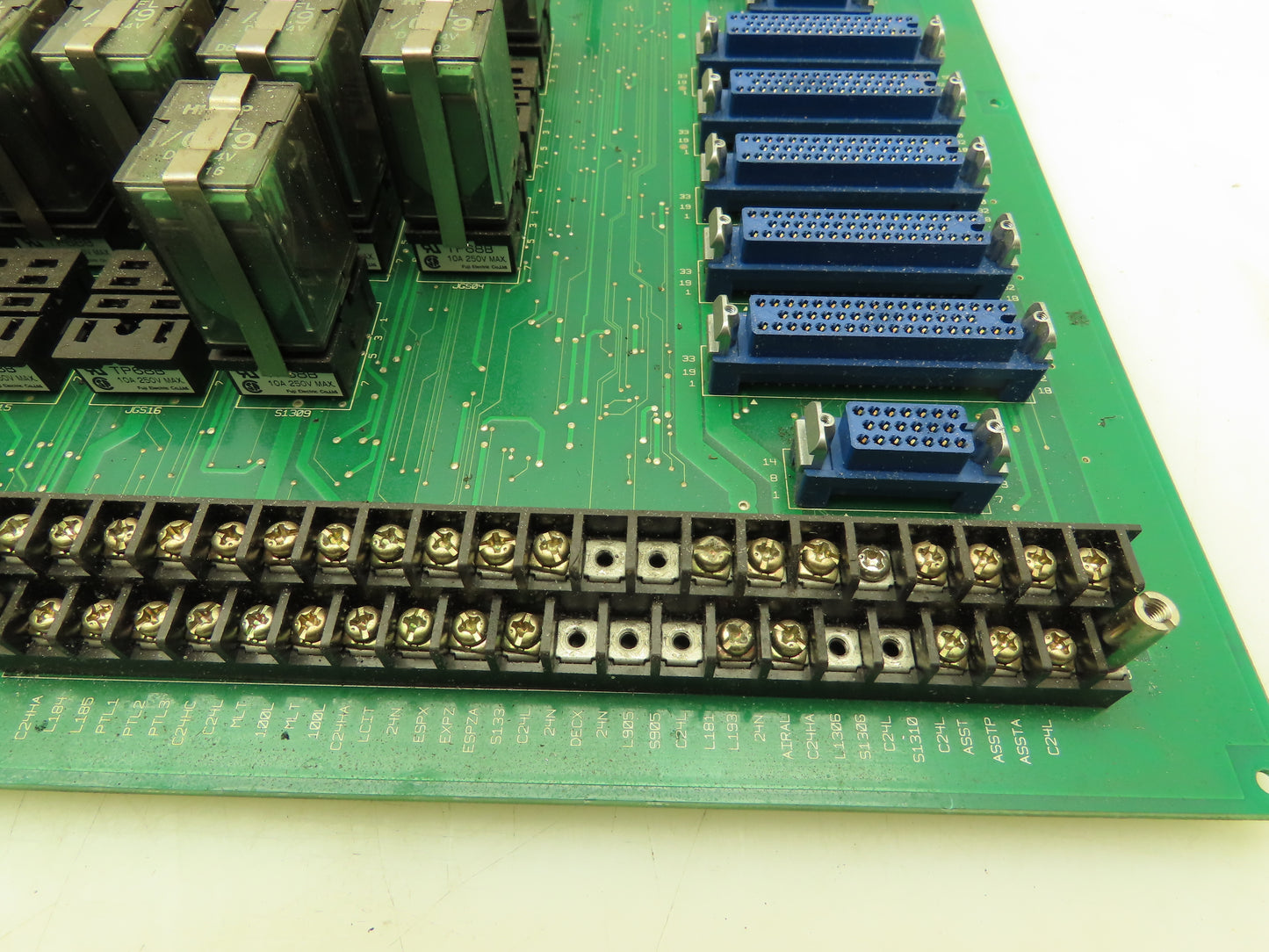 Fanuc FM20-0008/01 Control Circuit Board Relay Panel PLC Servo Interface Module