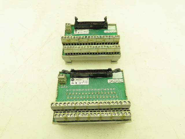 Allen Bradley 1492-IFM40D24 Interface Module 32 Pin PLC Adaptor Lot of 2