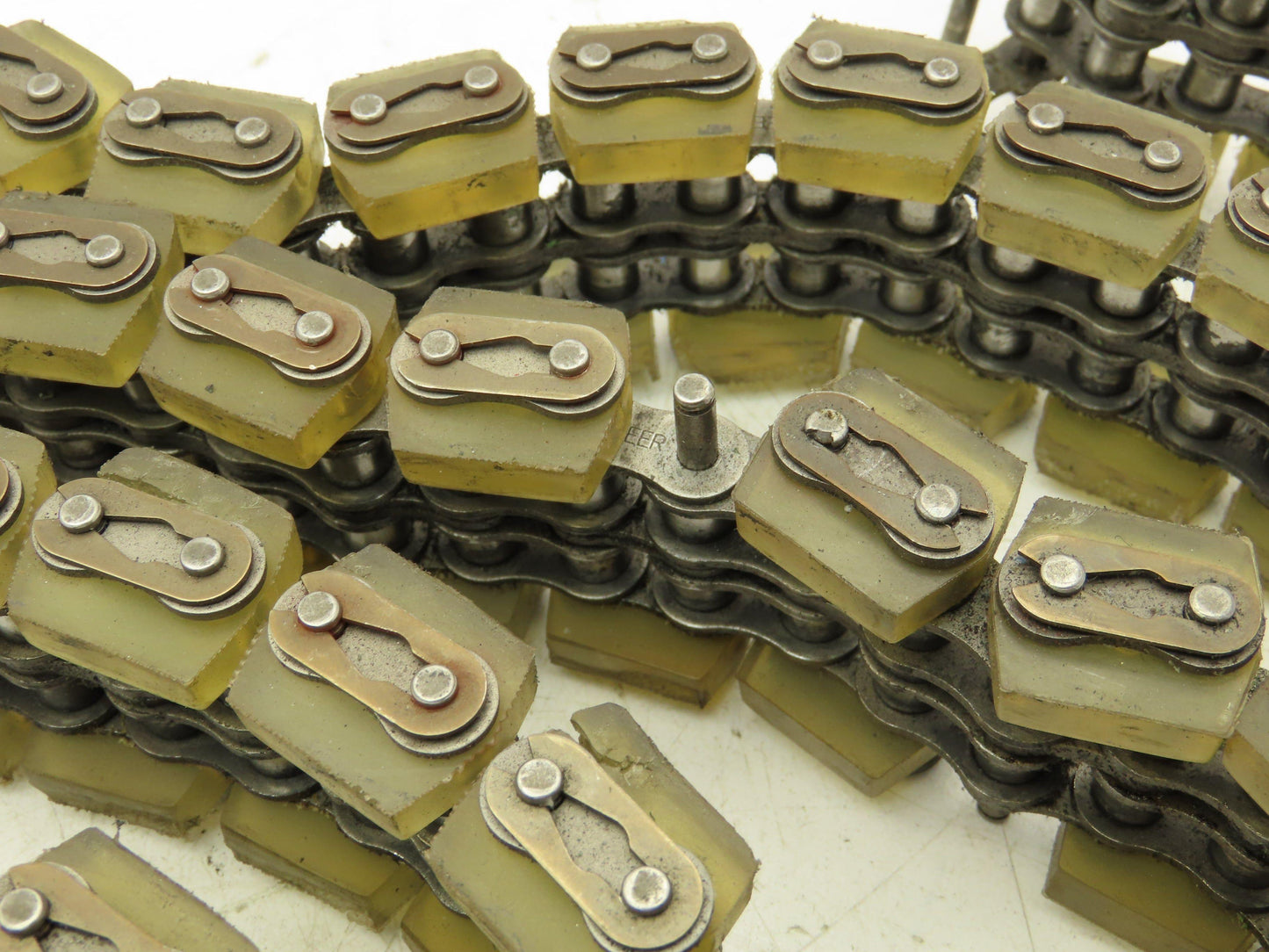 Non-Marking Rubber Top Double Strand Conveying Roller Chain 1/2" Pitch 11'