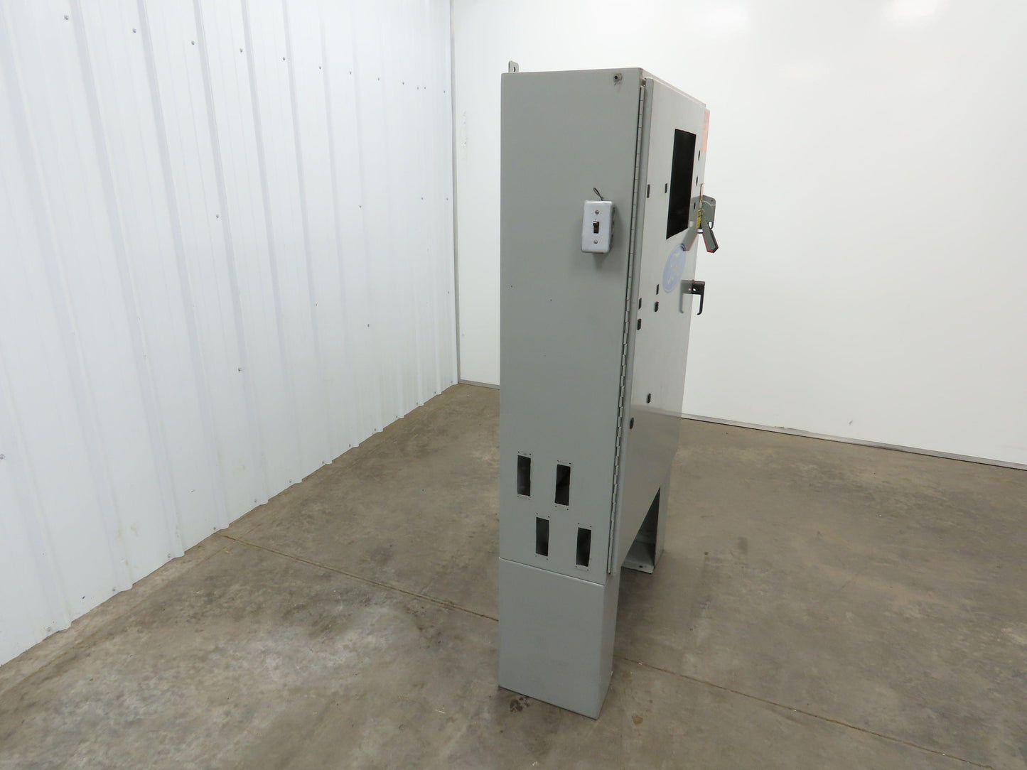 Wiegmann Freestanding Electrical Enclosure Control Panel Fusible Disc 48x38x12"