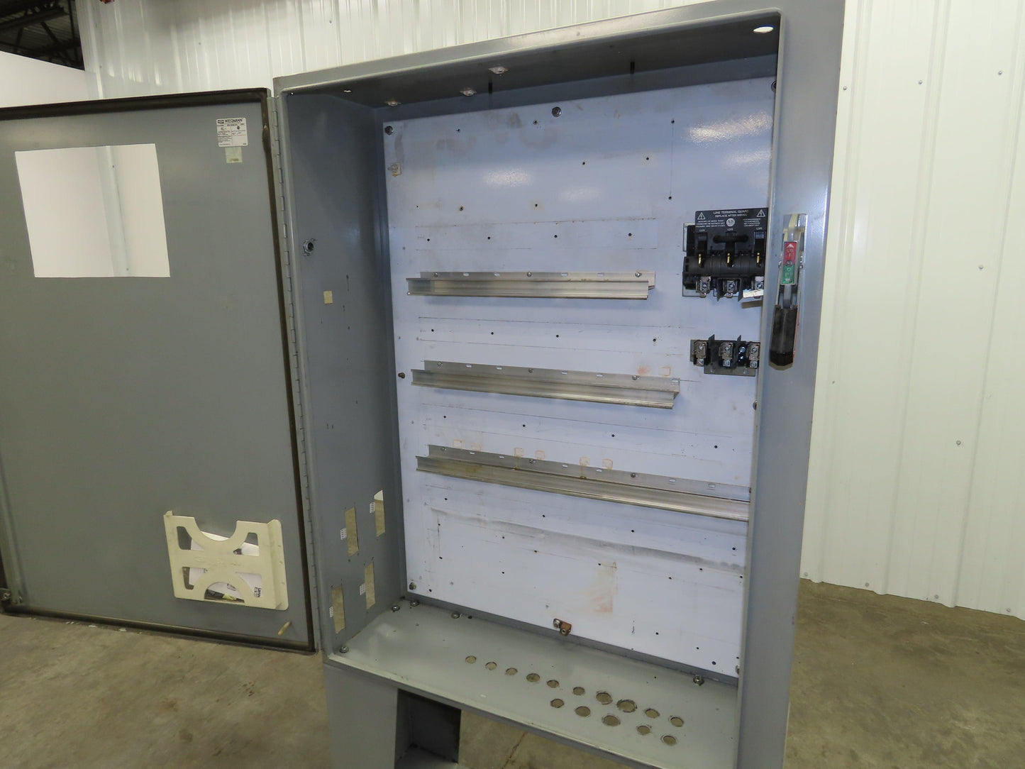 Wiegmann Freestanding Electrical Enclosure Control Panel Fusible Disc 48x38x12"