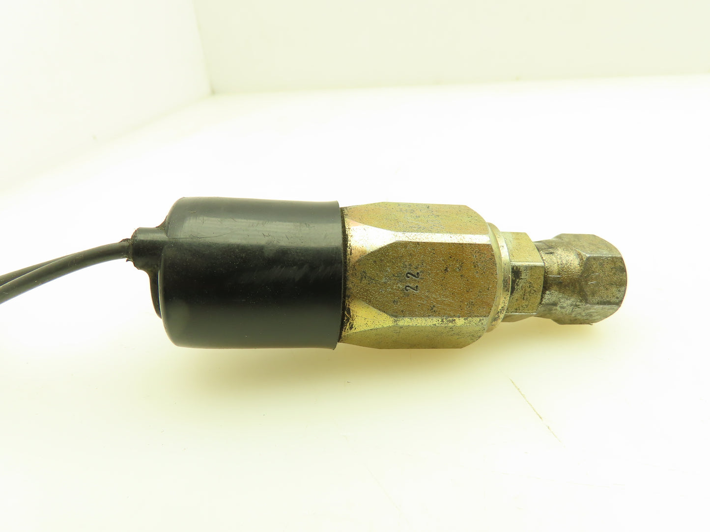 Pressure Switch - from CAT 2EC25 Forklift Pump