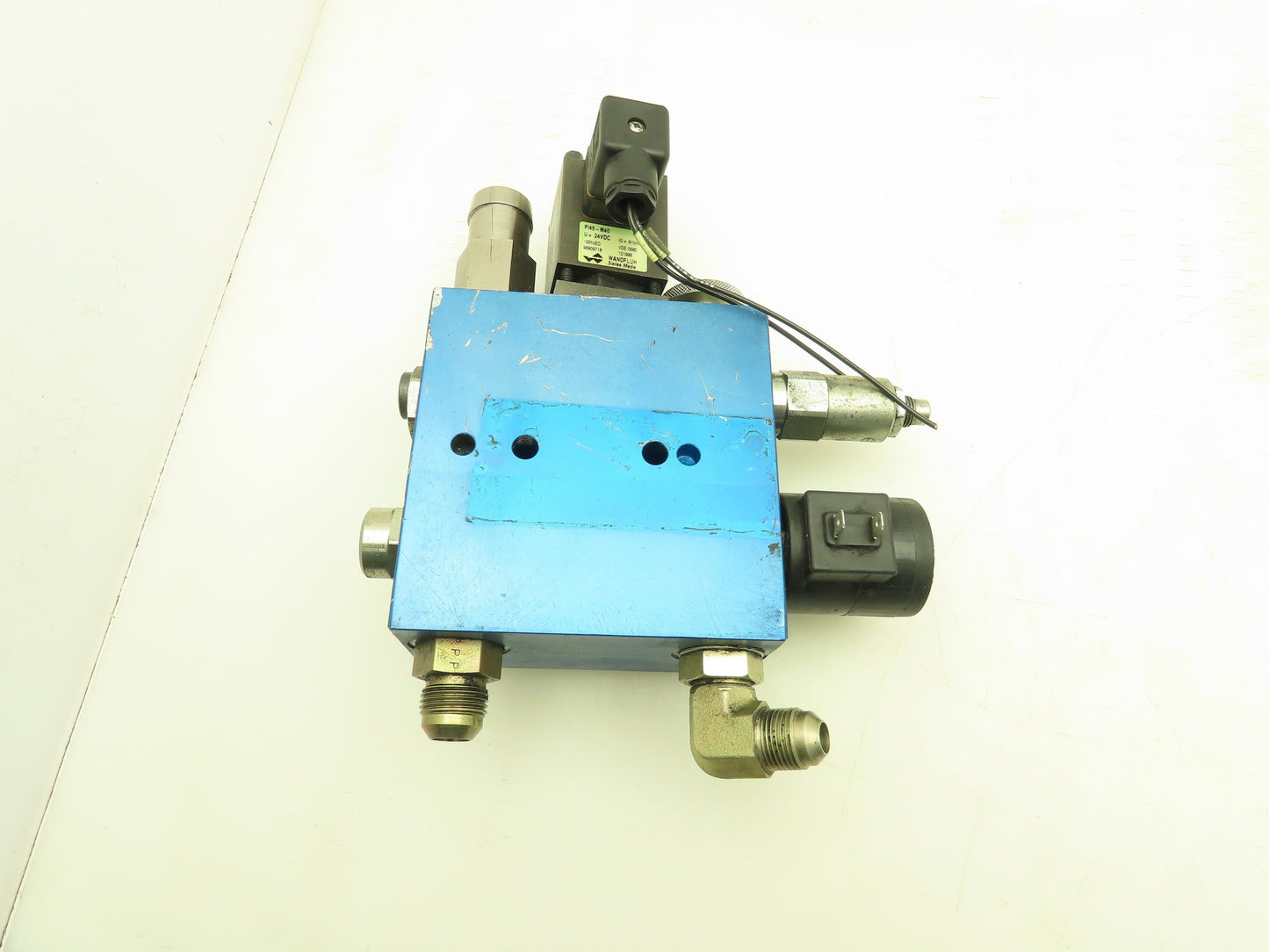 Wandfluh PI45-M40 Proportional Solenoid 24VDC Valve Manifold  Raymond Forklift