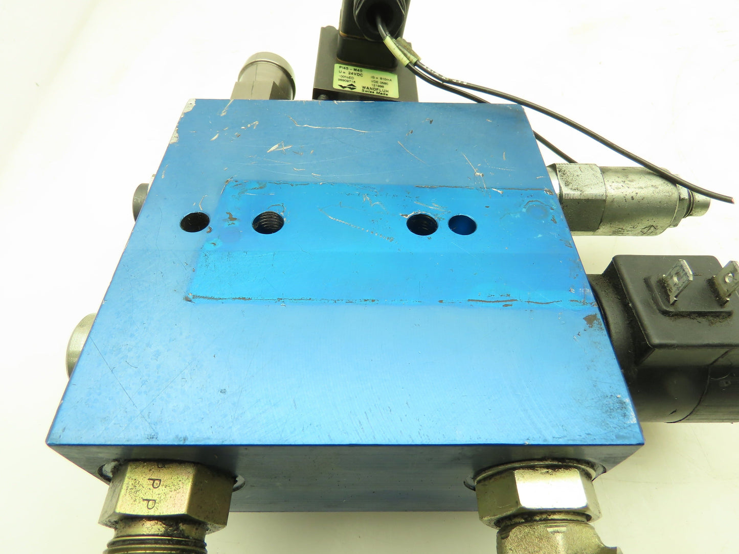 Wandfluh PI45-M40 Proportional Solenoid 24VDC Valve Manifold  Raymond Forklift