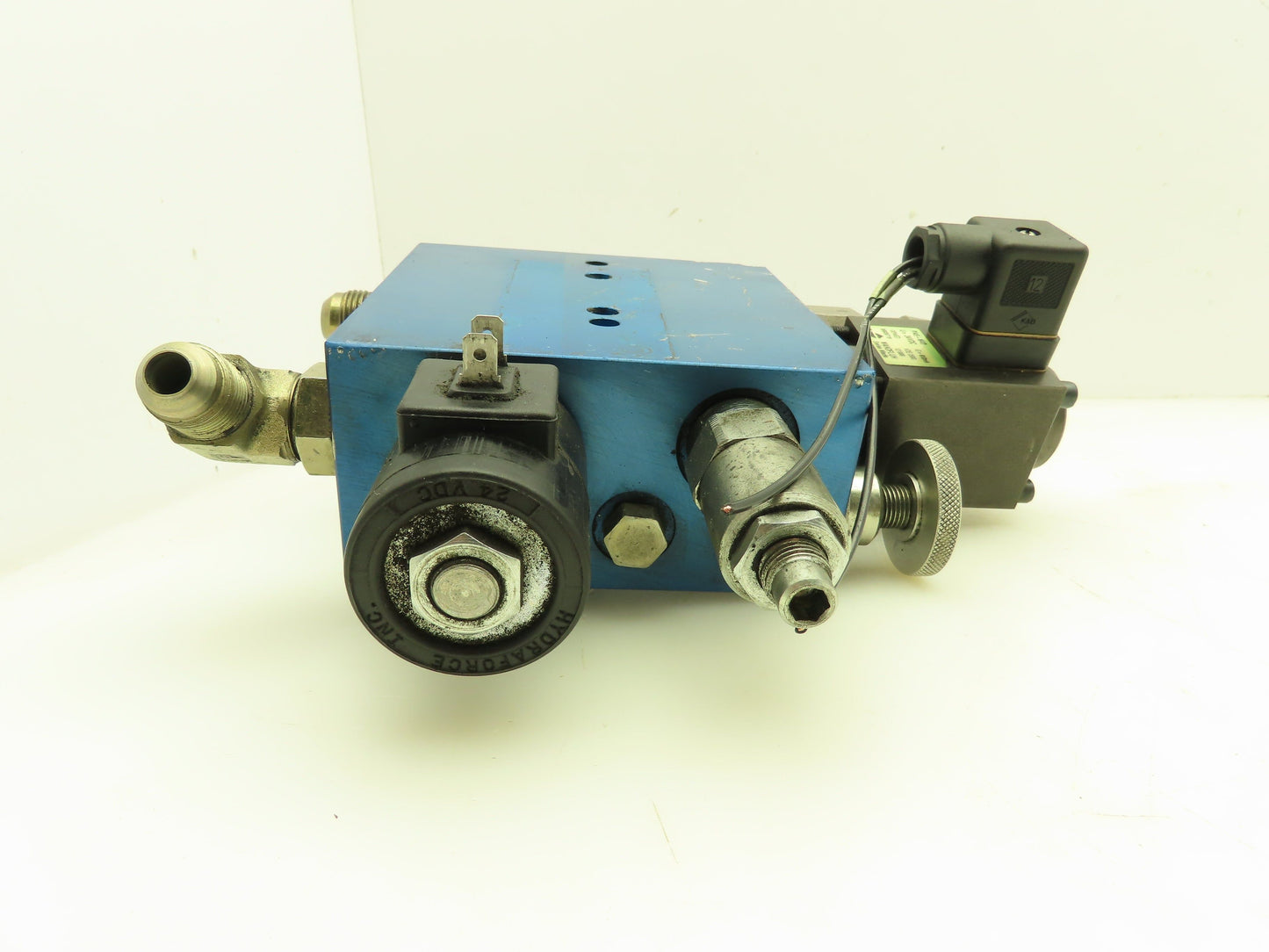 Wandfluh PI45-M40 Proportional Solenoid 24VDC Valve Manifold  Raymond Forklift