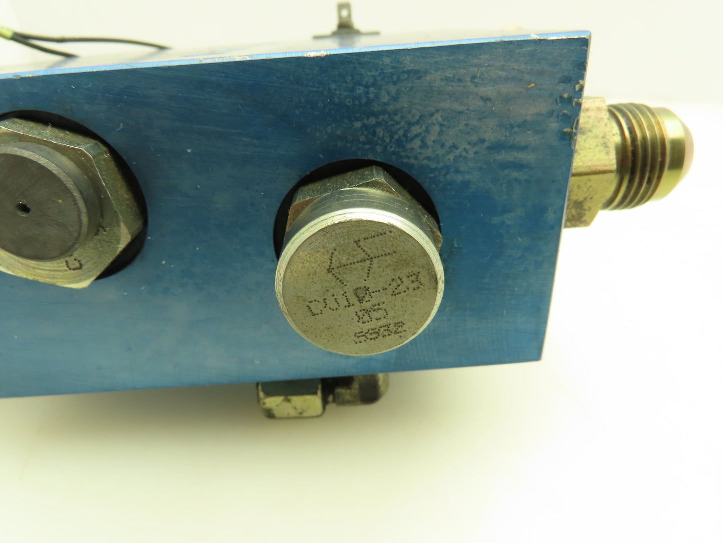 Wandfluh PI45-M40 Proportional Solenoid 24VDC Valve Manifold  Raymond Forklift