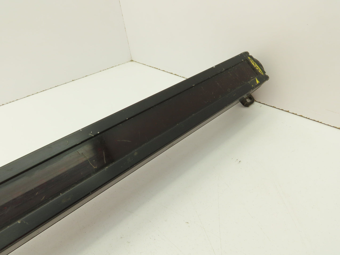 Banner MSE4424 Mini-Screen Safety Light Curtain Emitter