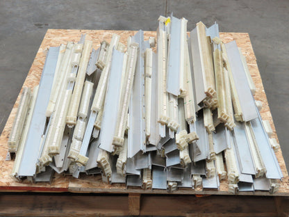 Allen Bradley 1492-F DIN Rail Mount Terminal Block 300V 22-14 Awg Lot of 2500