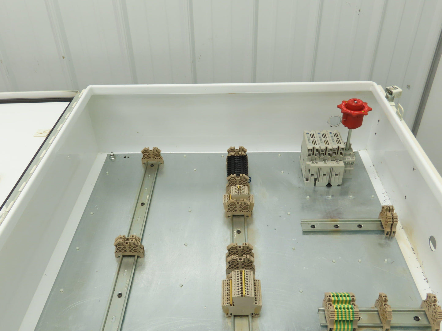 Hoffman A303008LP Electrical Enclosure Control Panel 30x30x8" 30A 3Ph Disconnect