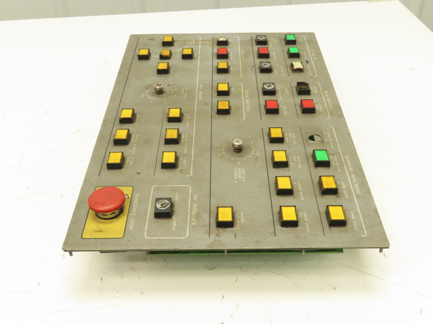 Cincinnati 841982 Laser Control Panel 39 Push Button Switches