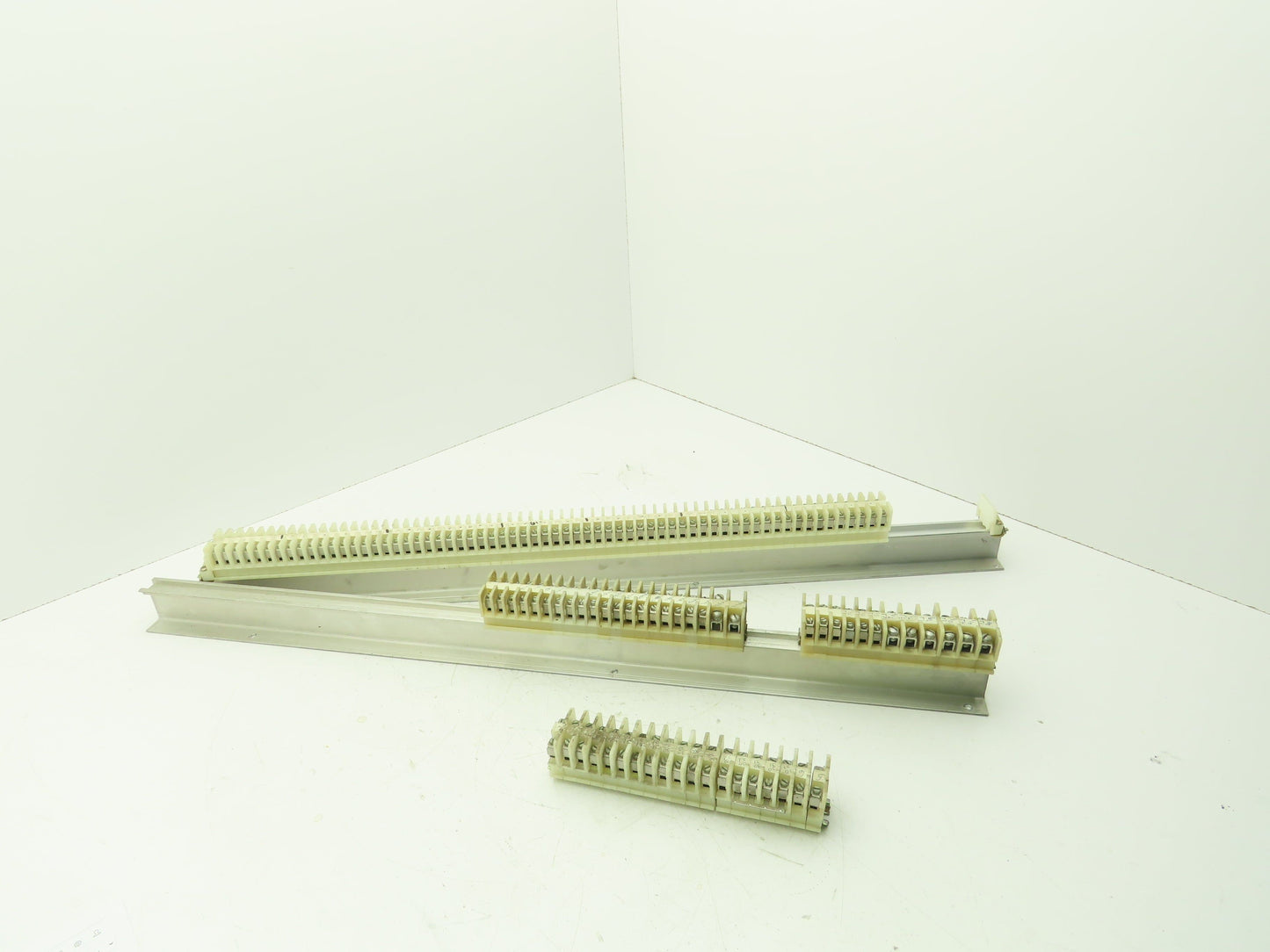 Allen Bradley 1492-CA Terminal Blocks 50A 22-8 Awg Style CA Skid Lot of 3000