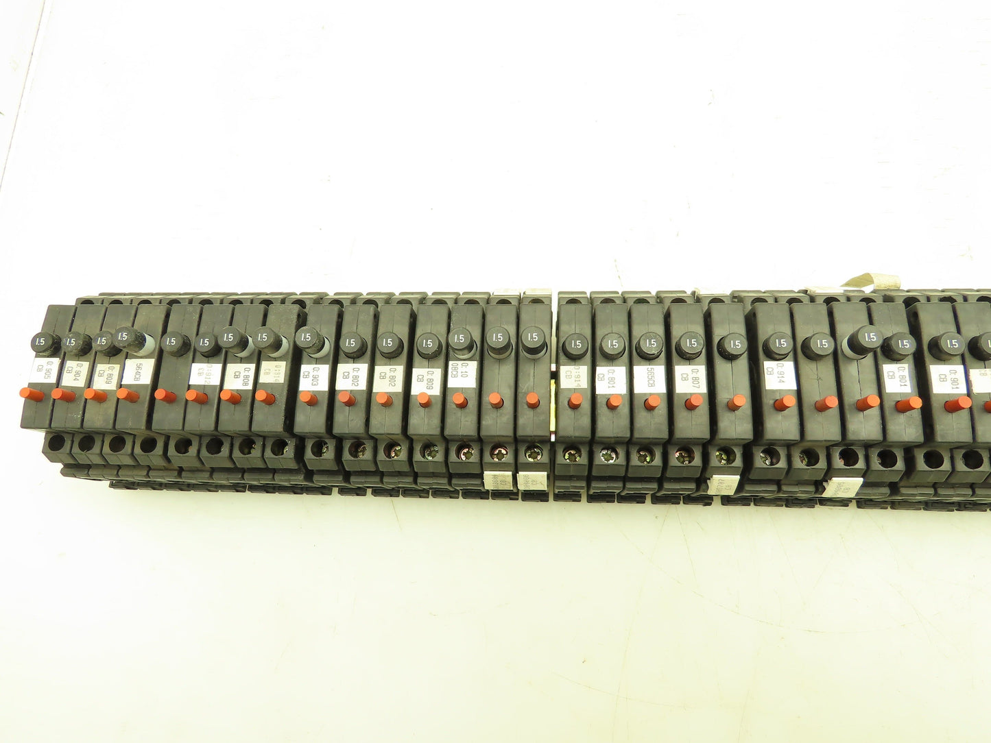 Allen Bradley 1492-GH015 Din Rail 1.5A Circuit Breaker Ser B 250V Lot of 50