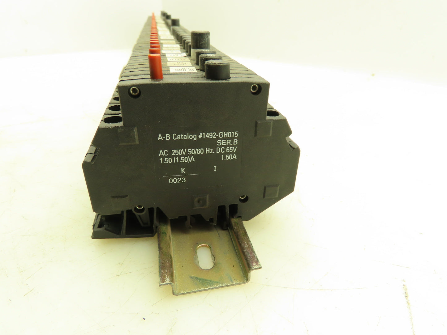 Allen Bradley 1492-GH015 Din Rail 1.5A Circuit Breaker Ser B 250V Lot of 50