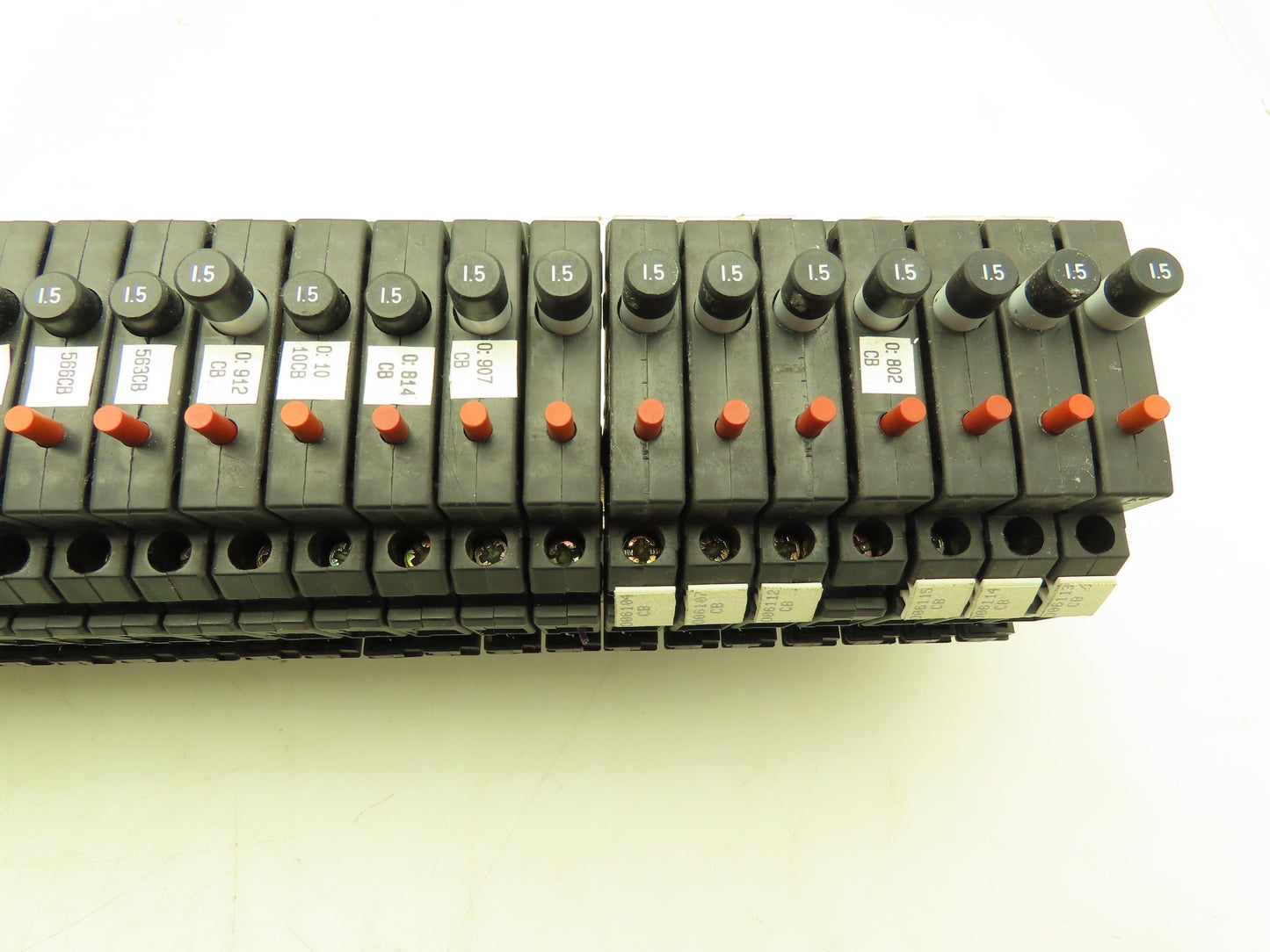 Allen Bradley 1492-GH015 Din Rail 1.5A Circuit Breaker Ser B 250V Lot of 57