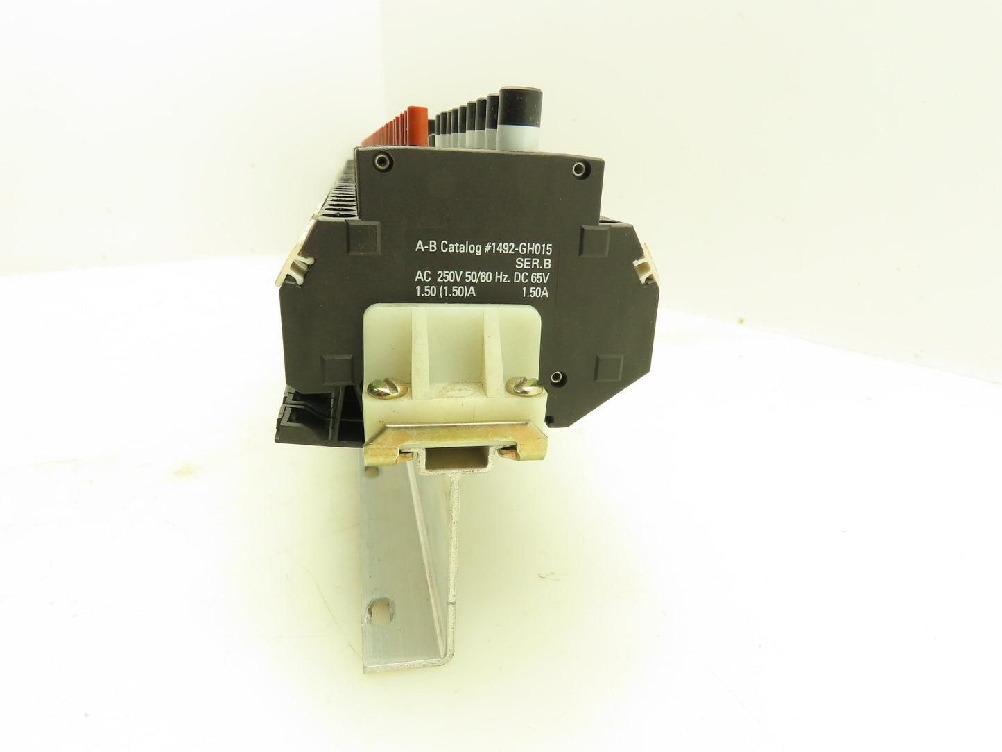 Allen Bradley 1492-GH015 Din Rail 1.5A Circuit Breaker Ser B 250V Lot of 57