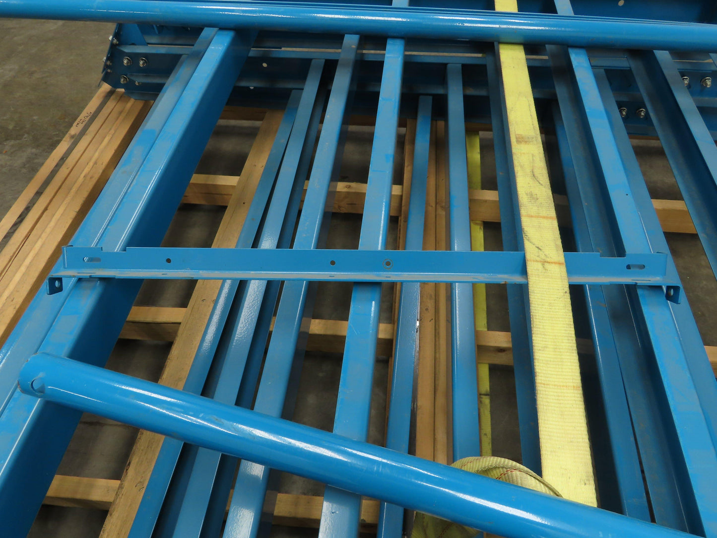 Hytrol 62" Wide Conveyor Adjustable Incline Steel Leg Supports 66"-86" Blue Qu 4