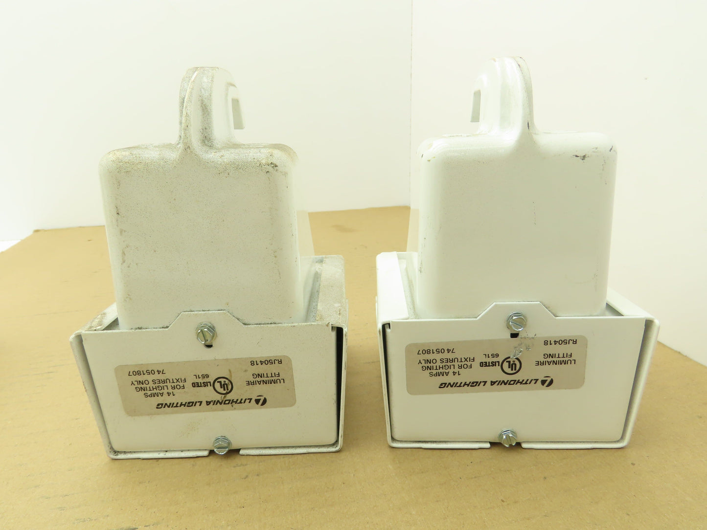 Lithonia Lighting TPH277J12 Fixture Mount Power Hook Light Hanger 277V  Lot of 4