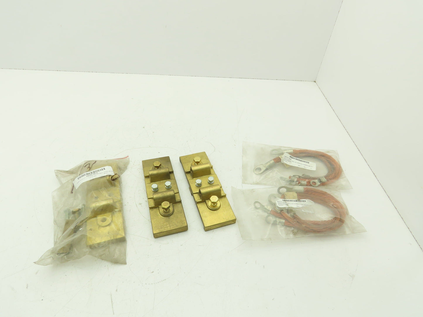 TransTech Current Collector Double Shoe Holder   Lot of 3