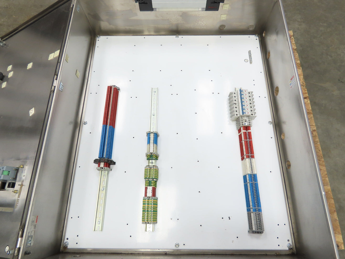 Hoffman CSD423610SSR Electrical Enclosure 42x36x10" SS Terminal Block Backplate