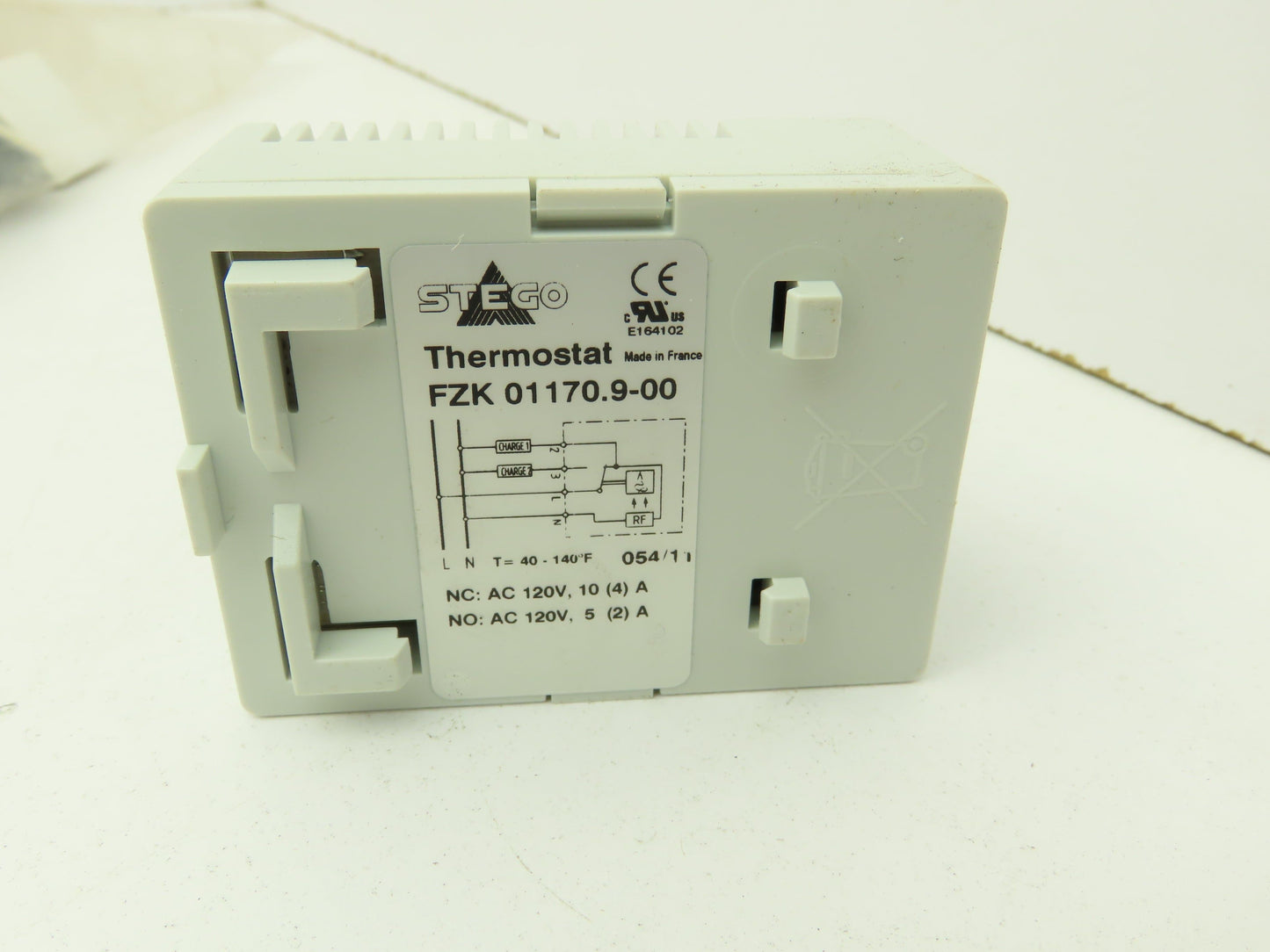 Vortec 747 Vortex Enclosure Cooler 900 BTU 15 SCFM NEMA 4 w/Thermostat