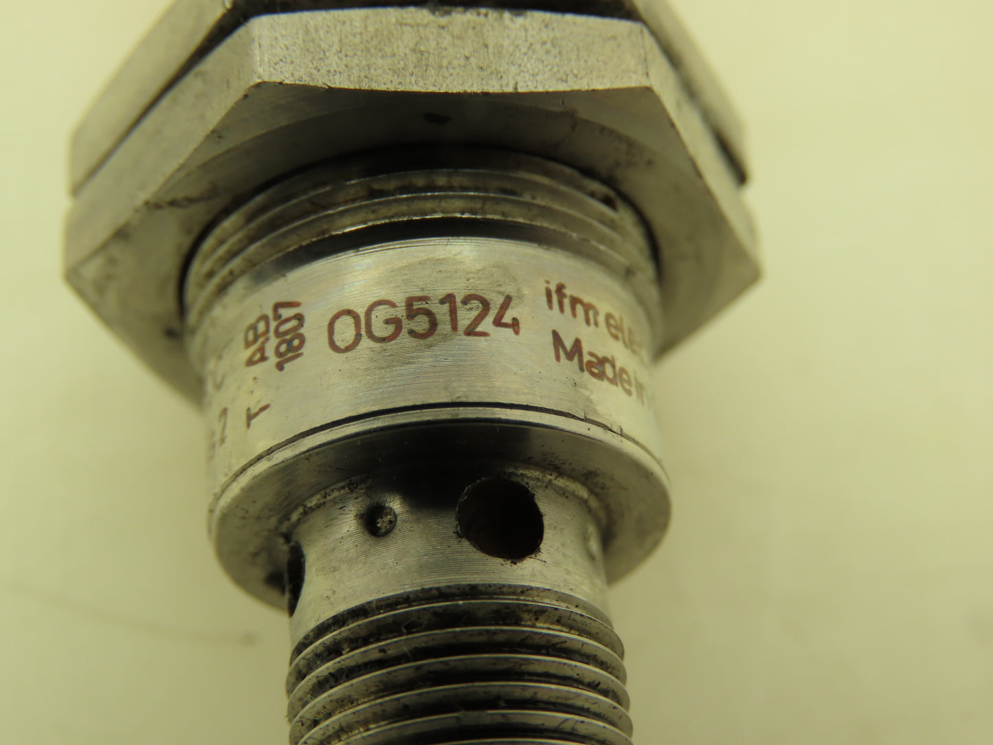 IFM OG5124 Photoelectric Diffuse Reflection Sensor Lot of 2