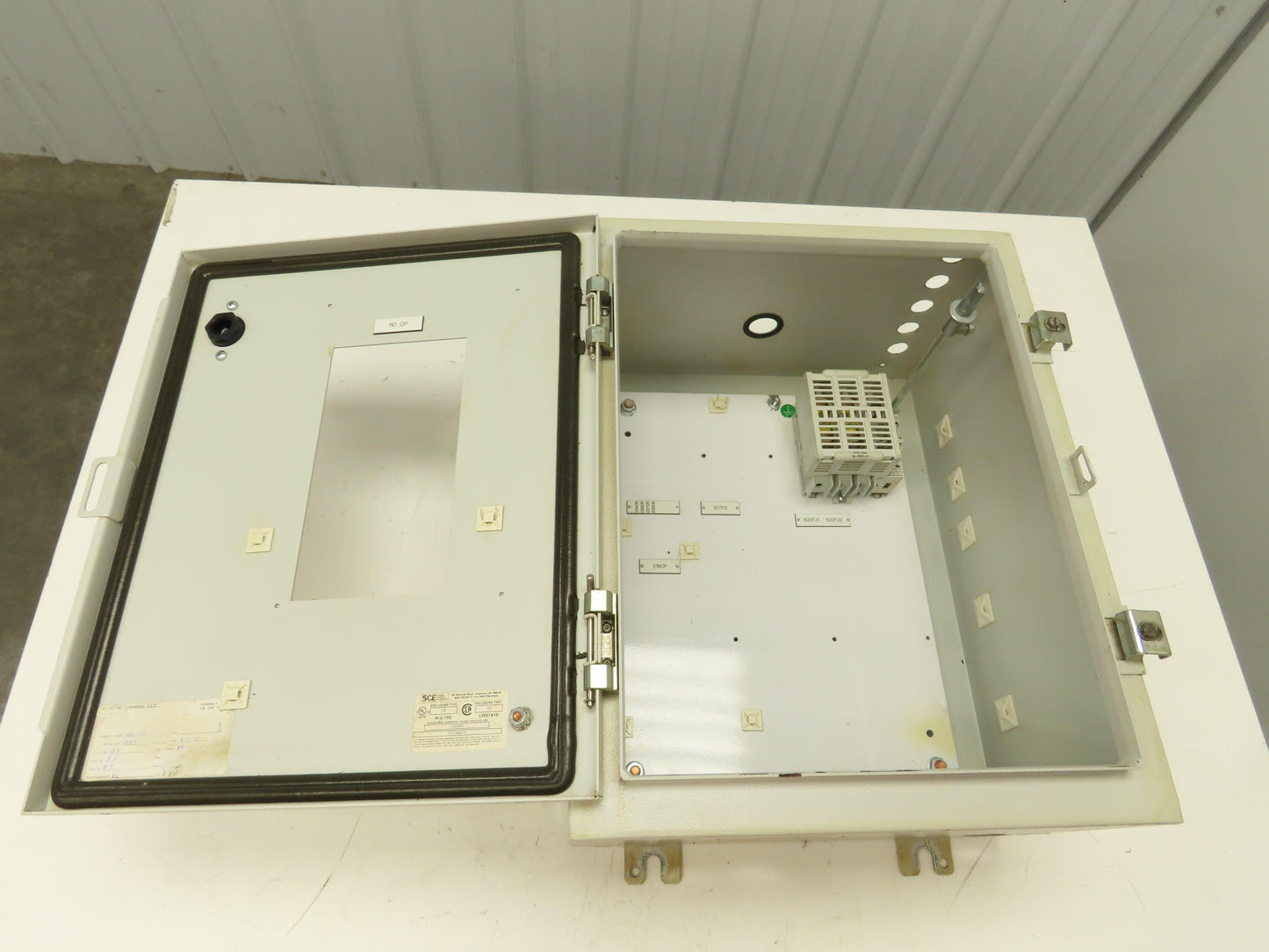 SCE 72-2349-10 Electrical Enclosure 20x16x10" Disconnect Hinged Door Backplate