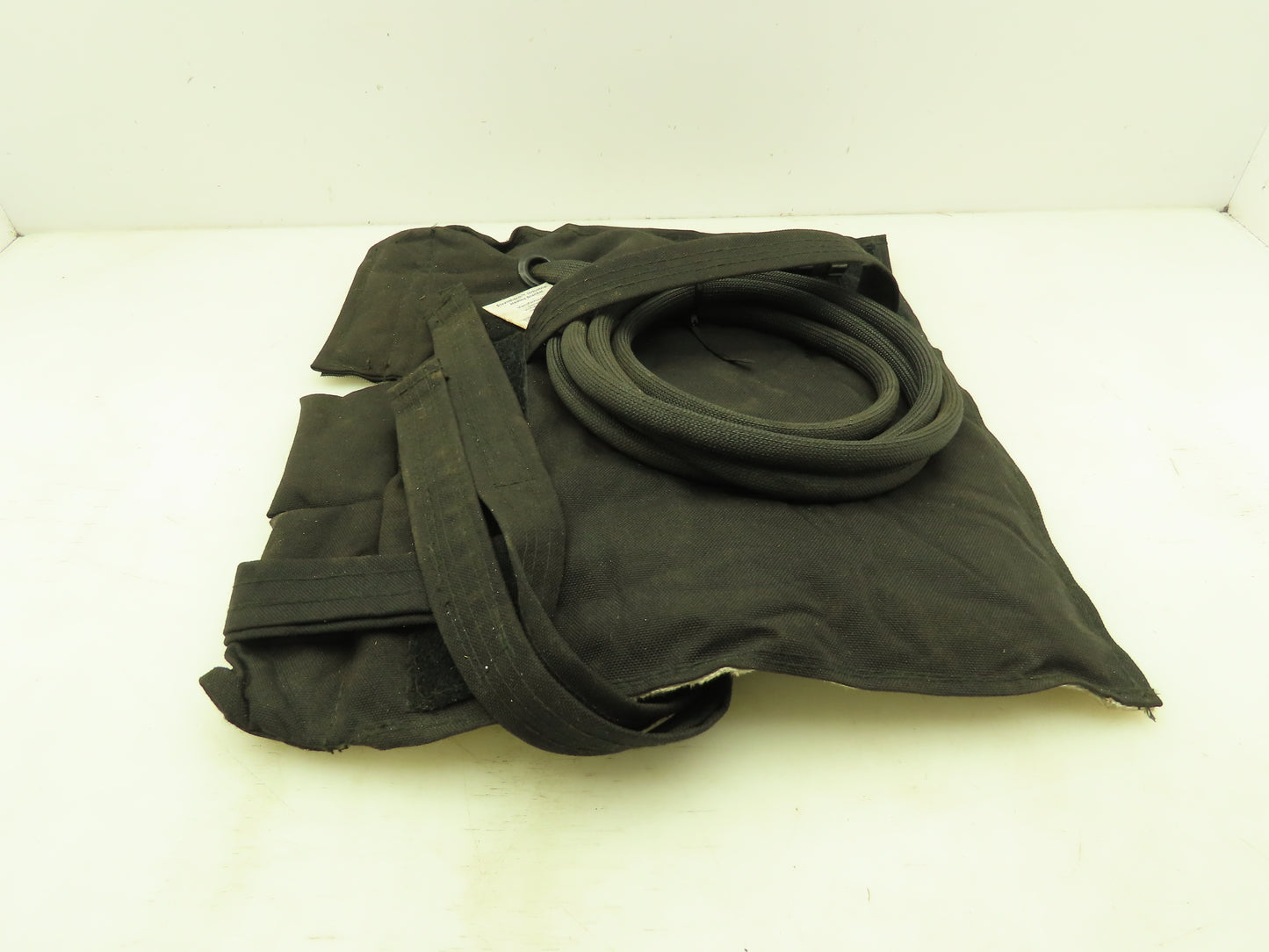 Neptech TCHB-300F Flexotherm Industrial Heated Vinyl Blanket 240V 16x16" 300F