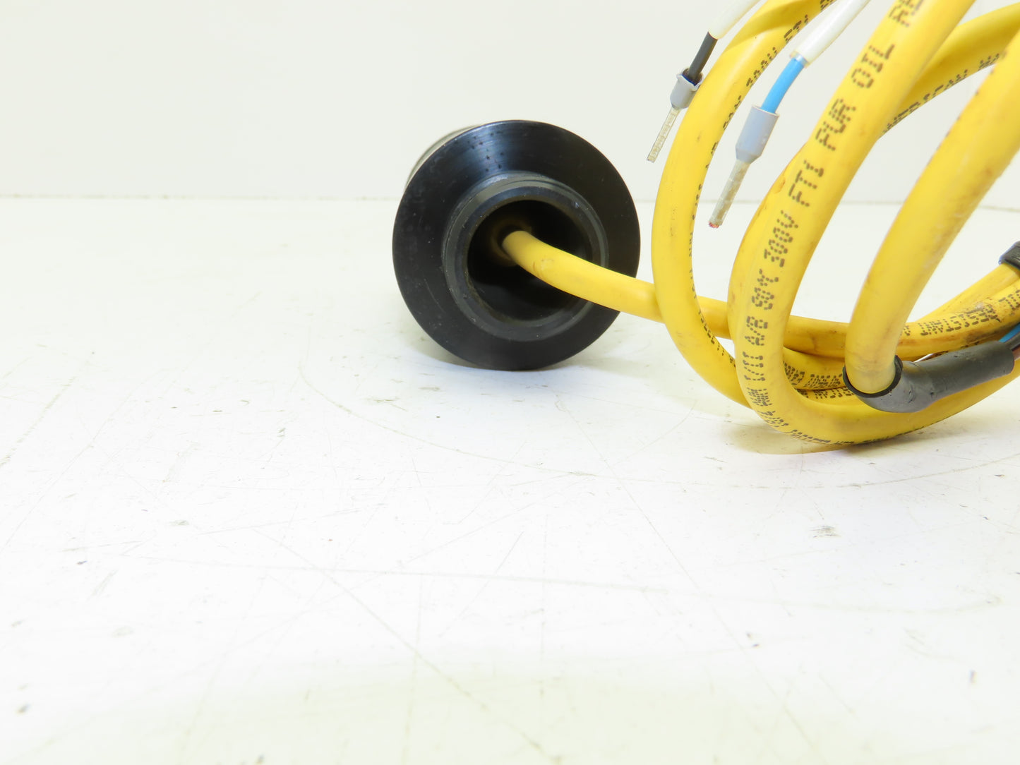 Banner K50LGRYPQ 3-Color Indicator Light Red Green Yellow 18-30VDC 3" Extension