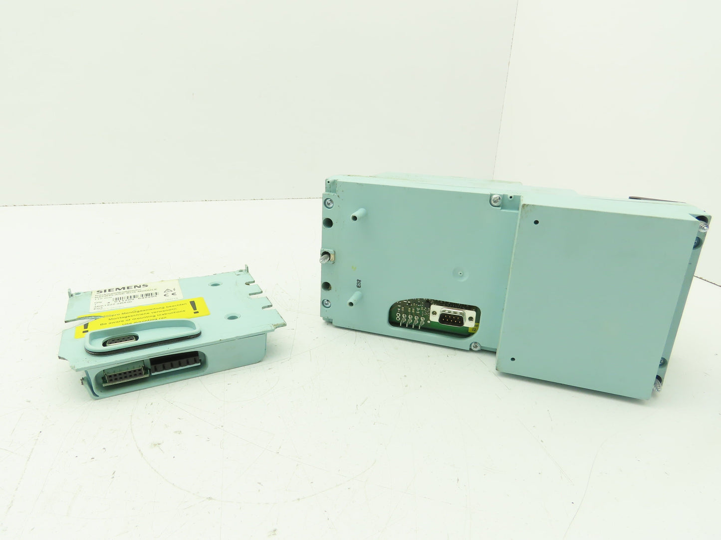 Siemens 3RK1304-0HS00-8AA0 ASM Disconnect Module 400V 25A 3Ph W/ Backplane Bus
